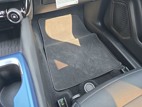 Used 2024 Chevrolet Equinox EV LT image 33