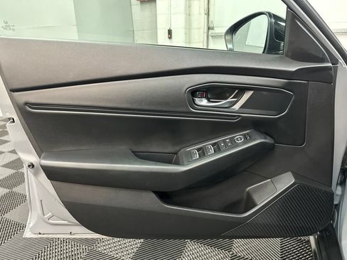 Used 2025 Honda Accord SE image 17