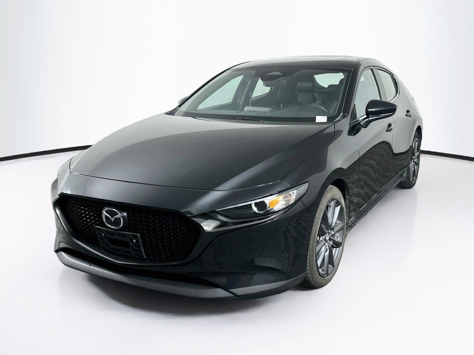 Used 2024 MAZDA MAZDA3 s FWD image 3