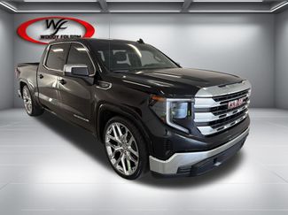 New 2026 GMC Sierra 1500 SLE w/ Preferred Package RWD video 3
