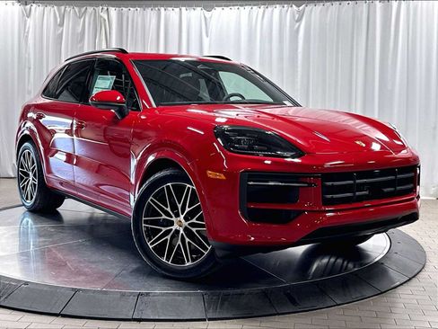 New 2026 Porsche Cayenne AWD/4WD image 9
