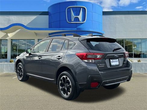 Used 2023 Subaru Crosstrek 2.0i Premium image 4