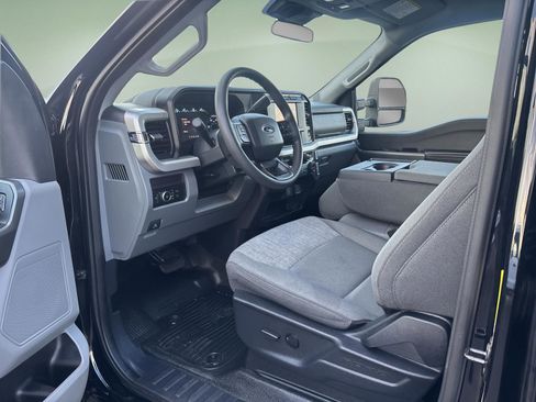 Used 2024 Ford F250 XLT w/ Tremor Off-Road Package image 18