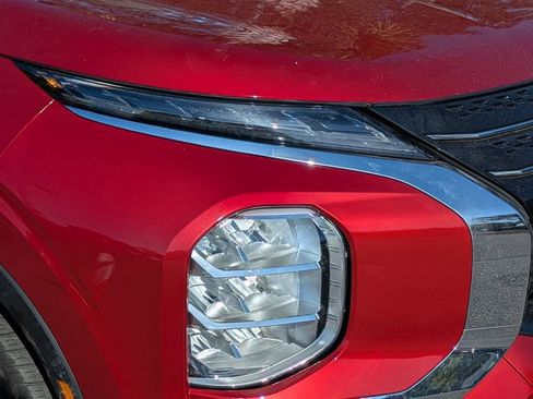 Used 2022 Mitsubishi Outlander SEL image 10