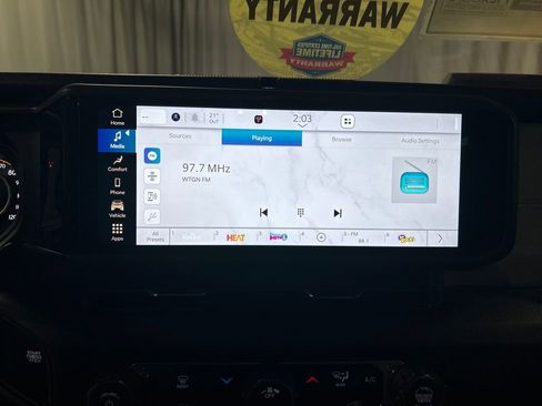 New 2026 Jeep Gladiator Sport image 15