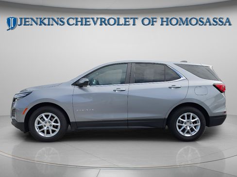 Used 2024 Chevrolet Equinox LT FWD image 9