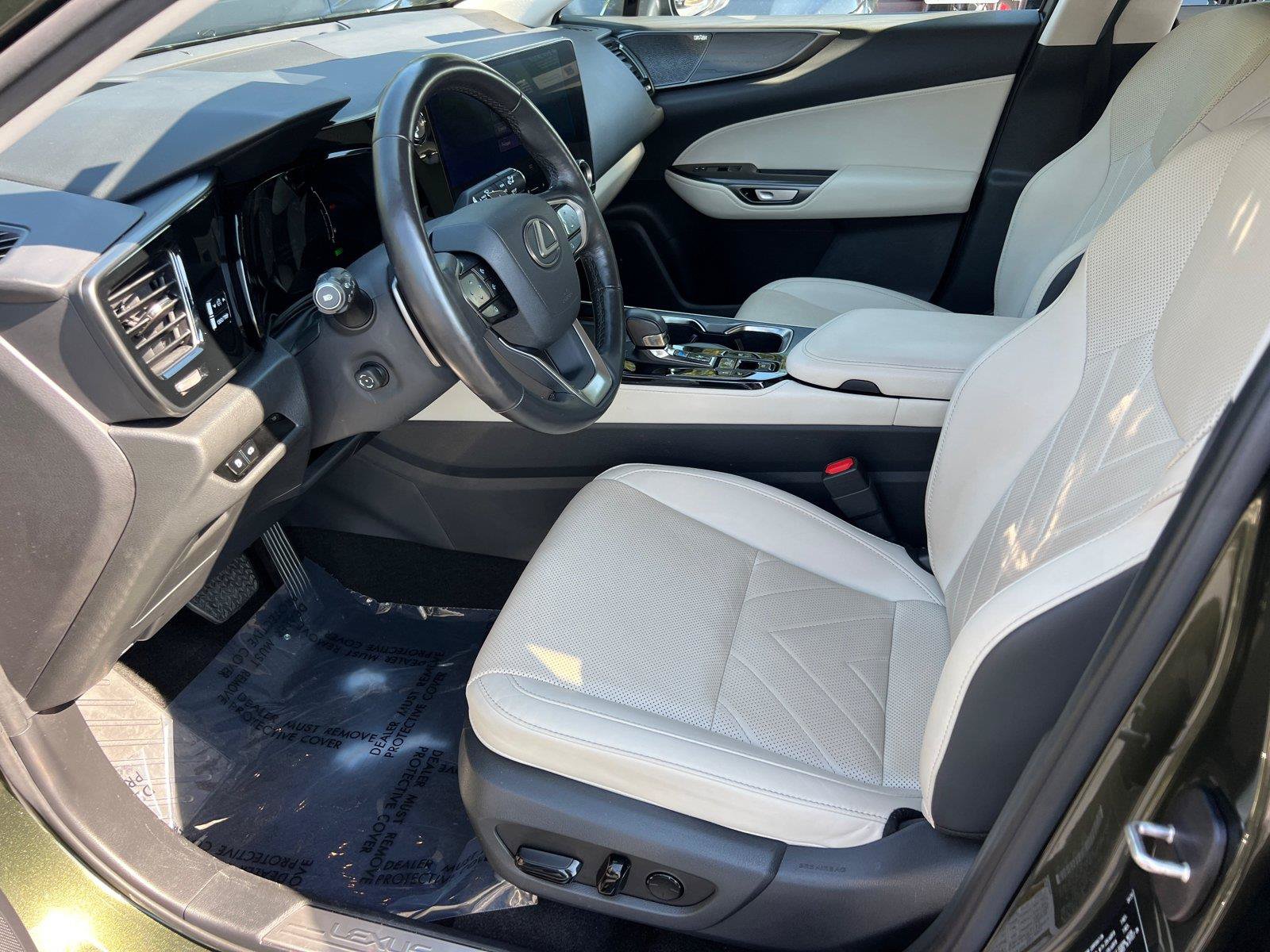 Certified 2025 Lexus NX 350h AWD w/ Accessory Package (2T) image 9
