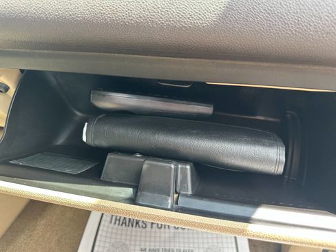 Used 2011 GMC Yukon XL Denali image 45