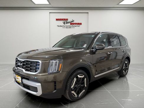 Used 2025 Kia Telluride S AWD/4WD image 1