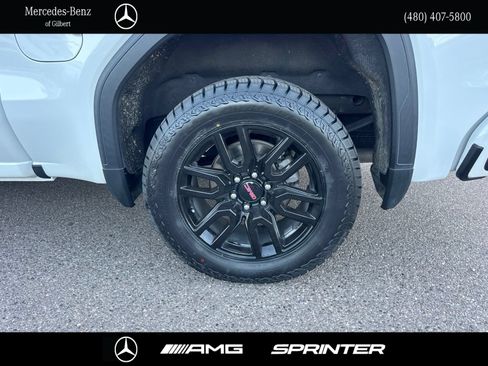 Used 2023 GMC Sierra 1500 Elevation w/ X31 Off-Road Package AWD/4WD image 8