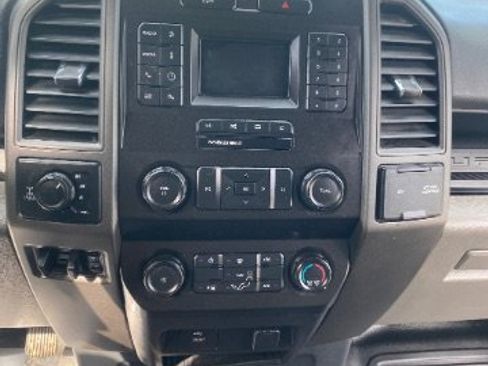 Used 2022 Ford F250 XL w/ Power Equipment Group AWD/4WD image 17