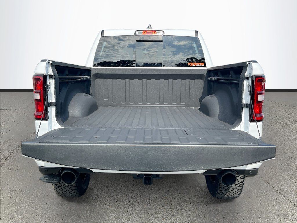 New 2026 RAM 1500 Laramie w/ Night Edition AWD/4WD image 27