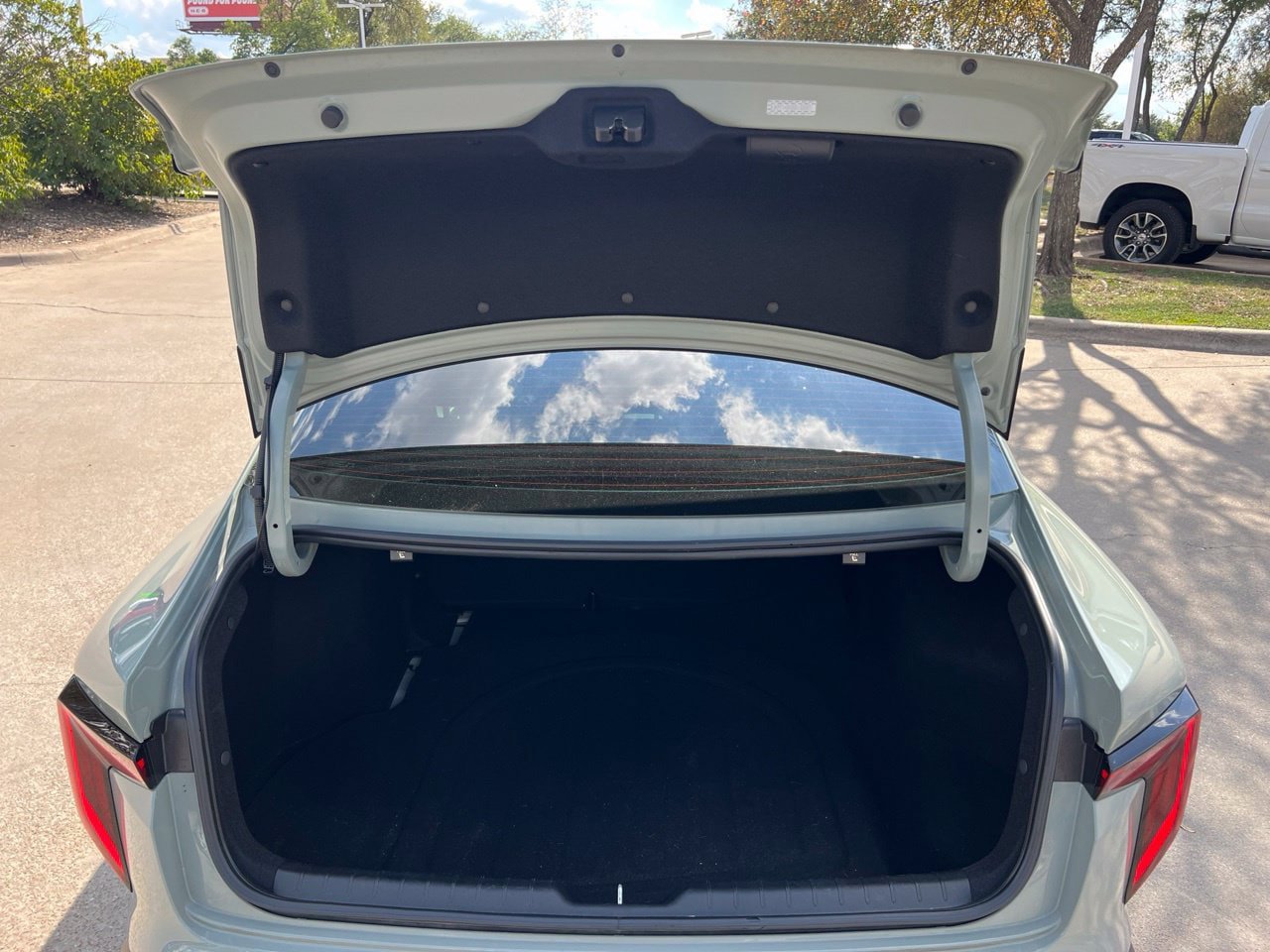 Used 2025 Kia K4 FWD image 27