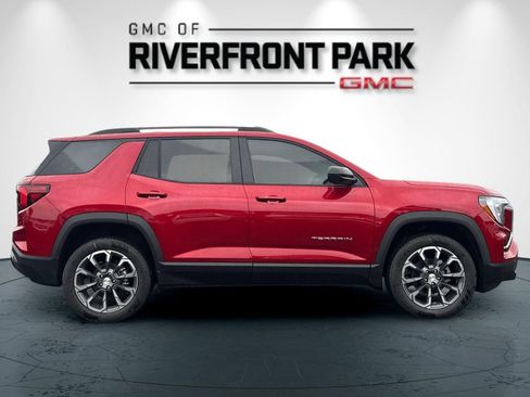 New 2026 GMC Terrain Elevation w/ Elevation Premium Package AWD/4WD image 2