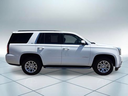 Used 2017 GMC Yukon SLT w/ Open Road Package AWD/4WD image 4