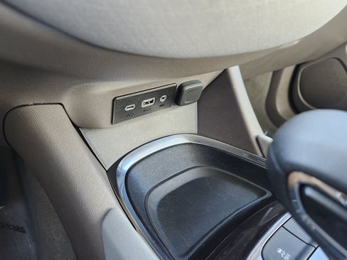 Used 2024 Chevrolet Malibu LT FWD image 8