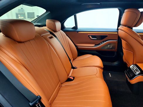 Used 2022 Mercedes-Benz S 500 4MATIC image 27