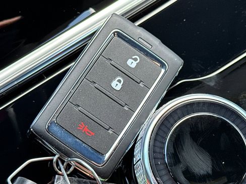 New 2026 Jeep Grand Cherokee L Laredo AWD/4WD image 38