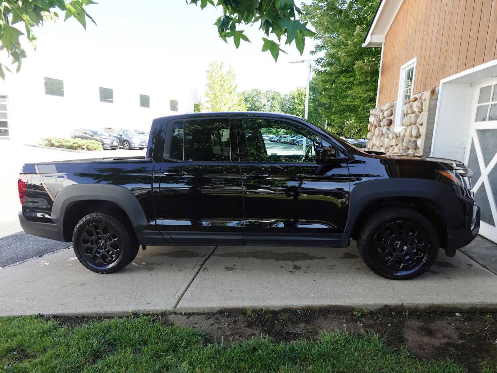 Used 2023 Honda Ridgeline Sport image 8