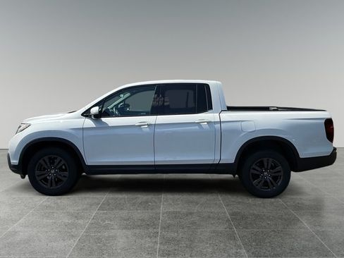 Used 2019 Honda Ridgeline Sport image 2