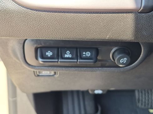 Used 2022 GMC Terrain AT4 w/ Infotainment Package II AWD/4WD image 18