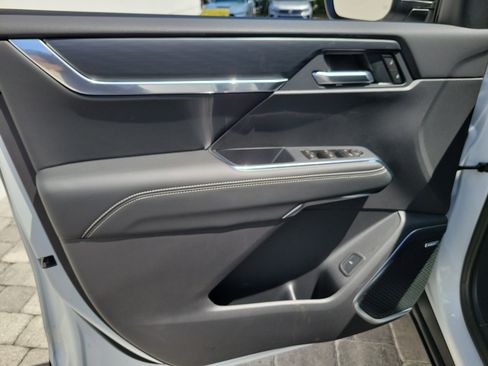 New 2026 GMC Acadia Elevation FWD image 19