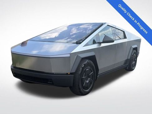 Used 2024 Tesla Cybertruck AWD Crew Cab image 1