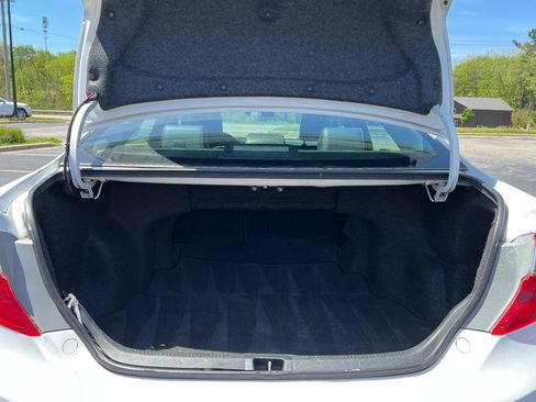Used 2013 Toyota Camry SE FWD image 33