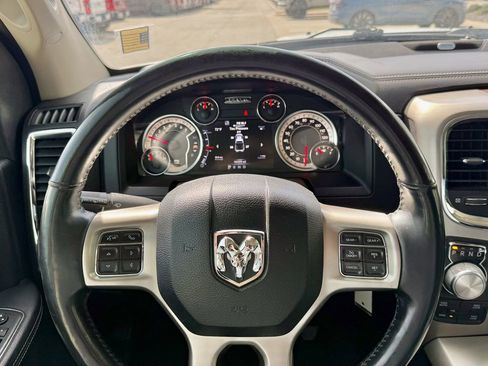 Used 2017 RAM 1500 Laramie image 18