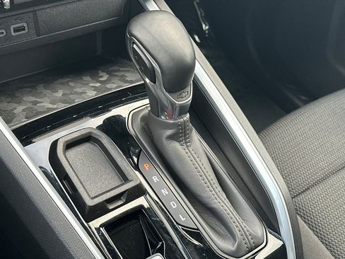 Used 2024 Chevrolet Colorado LT w/ LT Convenience Package image 20