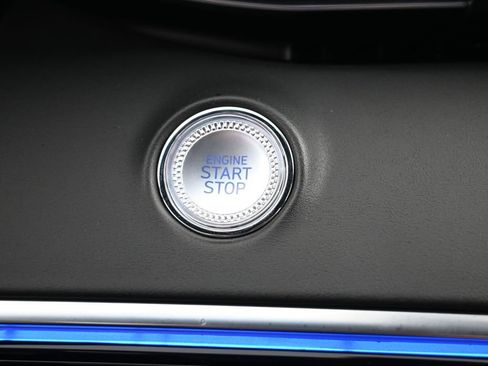 Used 2024 Genesis GV70 2.5T w/ Sport Prestige Package image 32