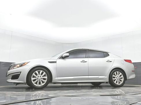 Used 2014 Kia Optima LX FWD image 29