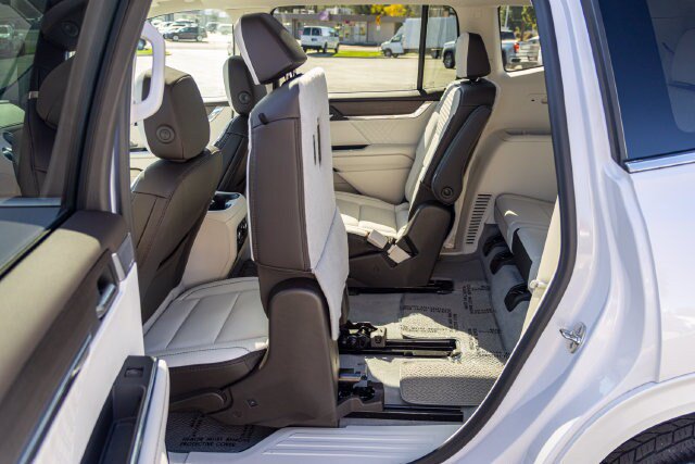 Used 2024 GMC Acadia Denali w/ Super Cruise Package AWD/4WD image 34