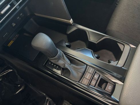 Used 2025 Toyota Camry LE image 45