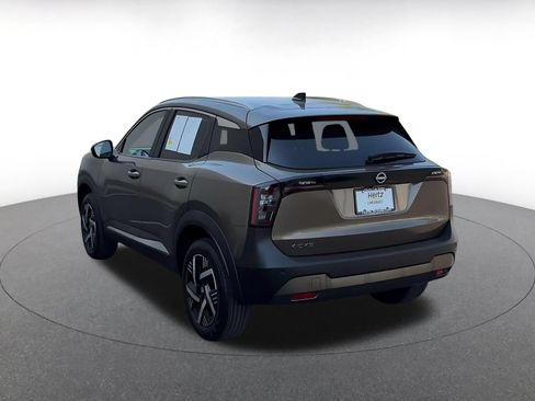 Used 2026 Nissan Kicks SV FWD image 11