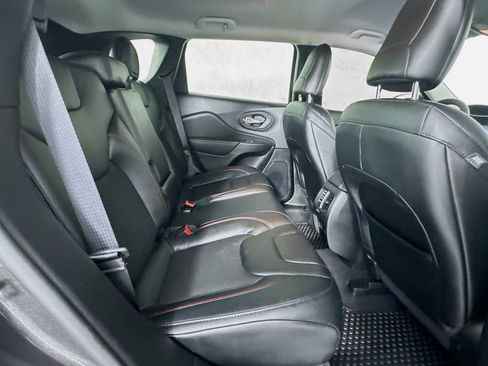 Used 2022 Jeep Cherokee Trailhawk w/ Sound & Nav Group image 30