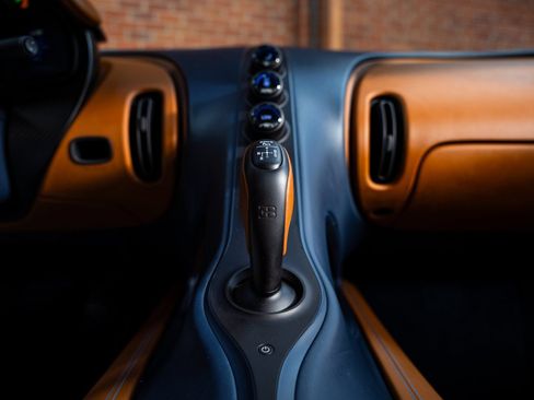 Used 2023 Bugatti Chiron AWD/4WD image 24