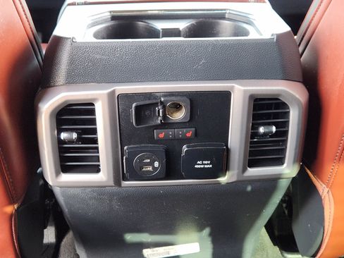 Used 2022 Ford F350 Platinum AWD/4WD image 30
