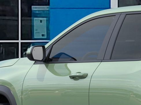 New 2026 Chevrolet Equinox LT w/ Convenience Package II image 12