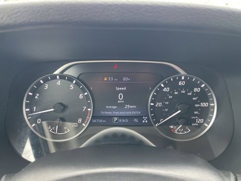 Certified 2024 Nissan Frontier SV image 13