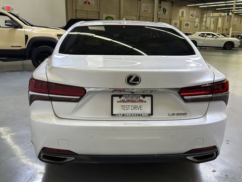 Used 2019 Lexus LS 500 F Sport image 7
