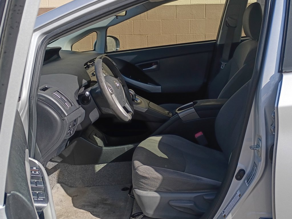 Used 2013 Toyota Prius Three w/ Solar Roof Pkg FWD image 15
