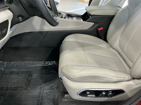 Used 2022 Jeep Grand Cherokee L Overland w/ Advanced Protech Group III AWD/4WD image 23