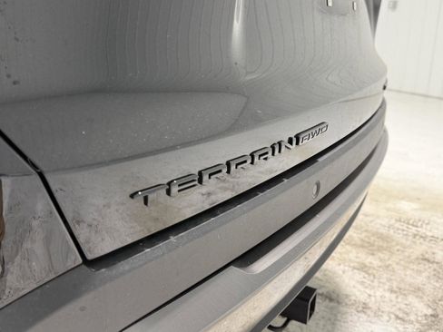 Used 2026 GMC Terrain Elevation w/ LPO, Floor Liner Package image 27