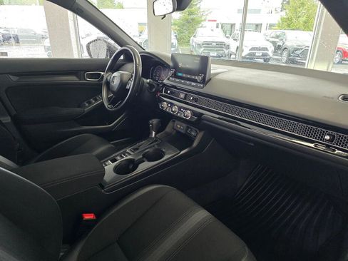Used 2023 Honda Civic Sport image 43