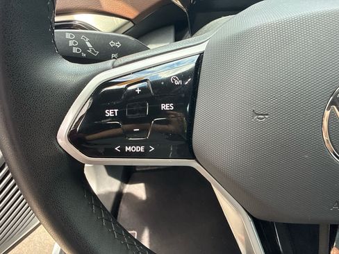 Certified 2023 Volkswagen ID.4 Pro RWD image 10