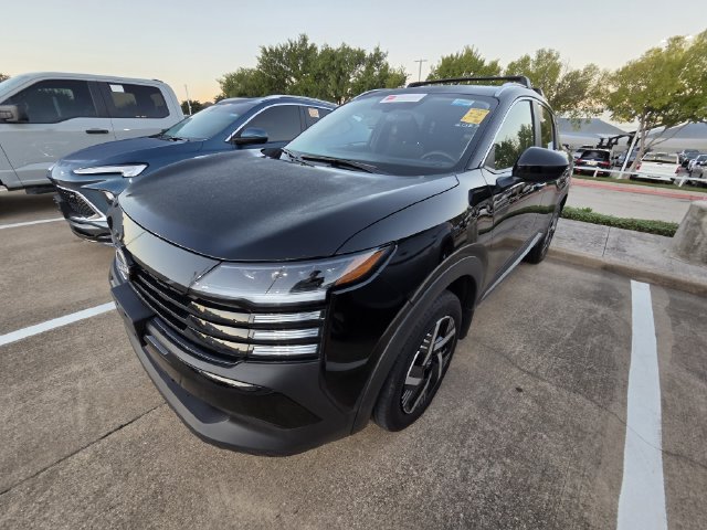 Used 2026 Nissan Kicks SV w/ Charging Package FWD image 3