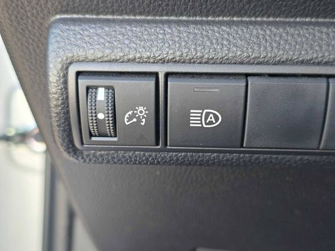 Certified 2022 Toyota Corolla XSE image 29