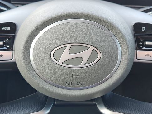 Used 2024 Hyundai Elantra SEL w/ Convenience Package FWD image 37