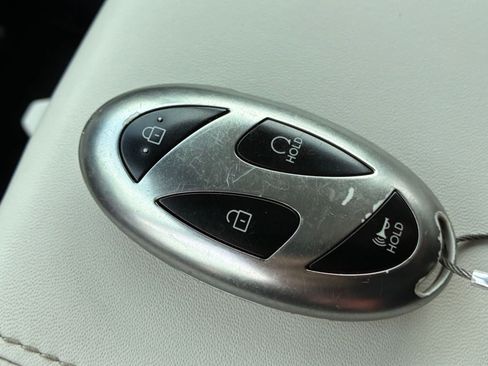 Used 2025 Hyundai Santa Fe SEL AWD/4WD image 25